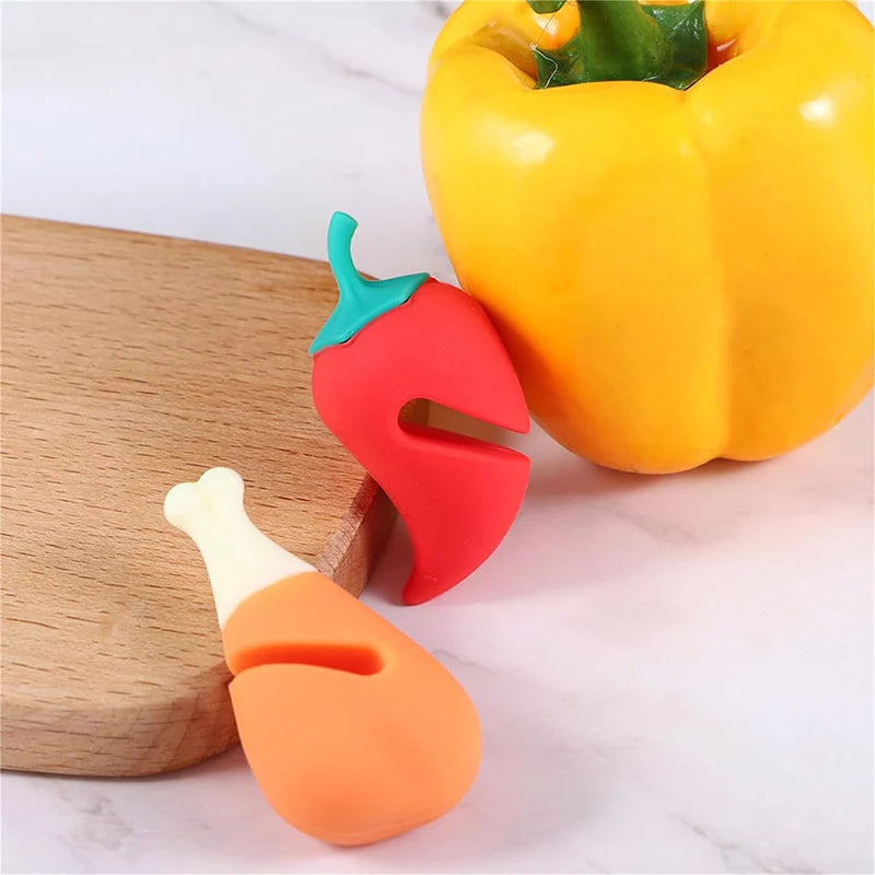 Cute Boil-Over Stoppers – Silicone Lid Holders (1/6 Pack)